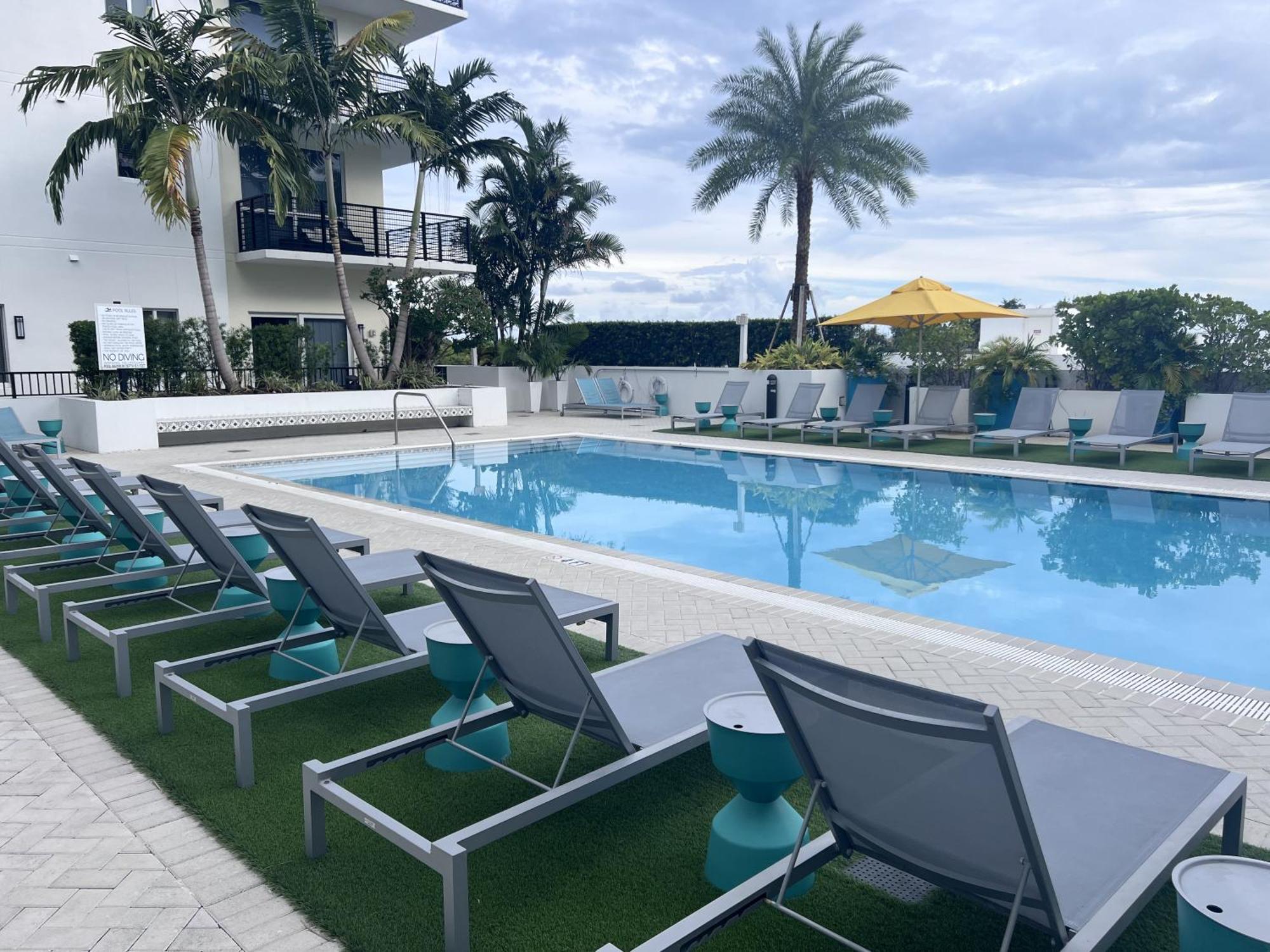 Master Bed Room In Calle Ocho Miami Eksteriør bilde